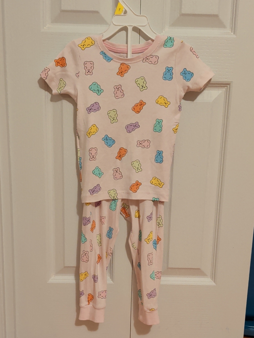 Kids Gummy Bear Print Pajama Set - Pink